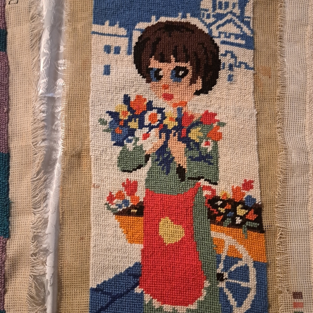 5 Needlepoints - Picture 3 of 5